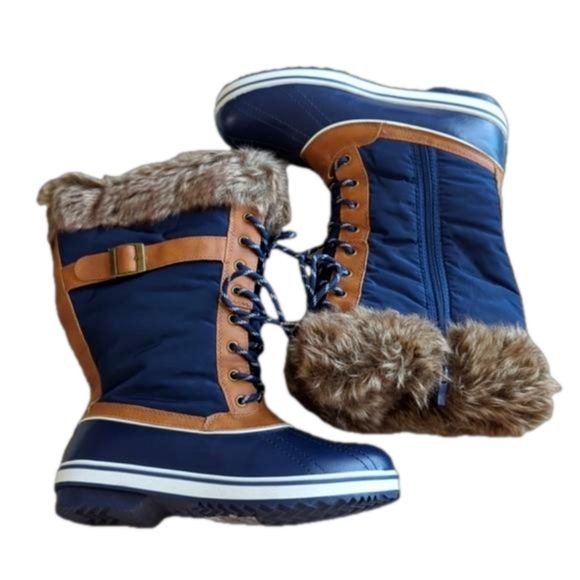 Torrid Navy Blue Faux Fur Full Zip Water Resistant Cold Weather Boot Size 7.5 WW