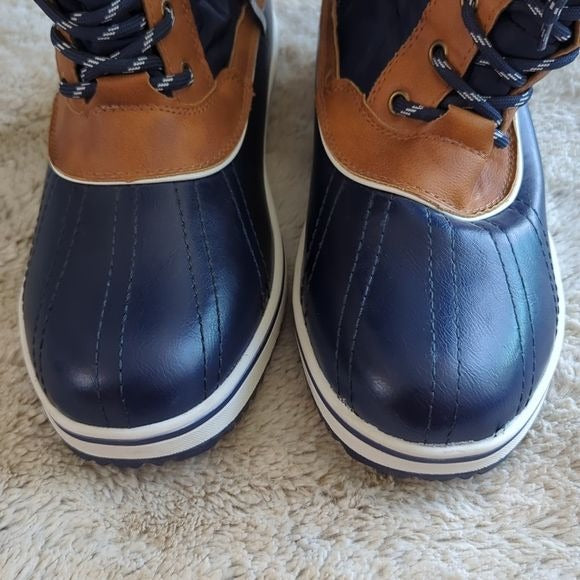 Torrid Navy Blue Faux Fur Full Zip Water Resistant Cold Weather Boot Size 7.5 WW