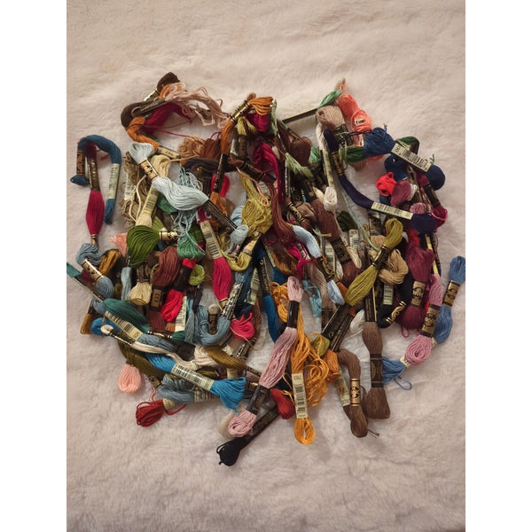 79 Needlepoint Embroidery Tapestry DMC THREAD Lot Tapestry Lot Many Vtg No Dupe