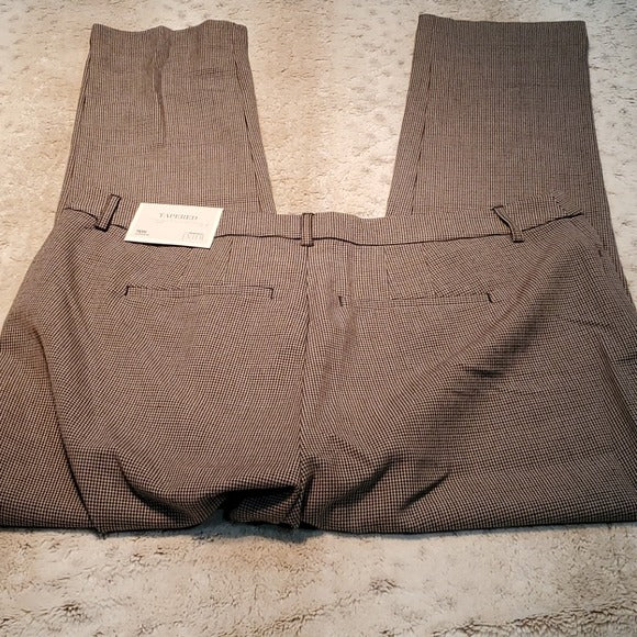 NWT Christopher & Banks Tapered Shaped Fit Mid Pants