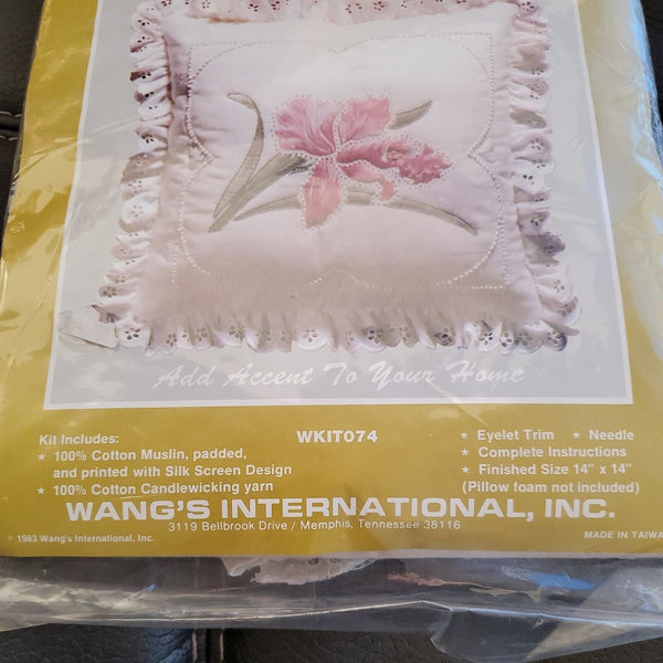 1983 Wang's International Candlewicking Pillow Kit WKIT074 "Orchid" 14"Sq Finish