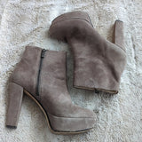 Michael Kors Platform Heel Bootie Women Size 8.5 Gray Suede Ankle Boot Side Zip