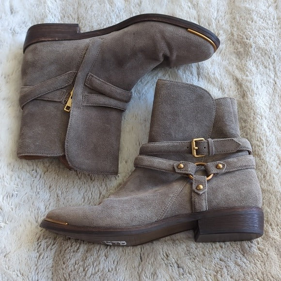 UGG Women's Kelby Low Heeled Boot Leather Bootie Mouse Grey Brown Color Size 7