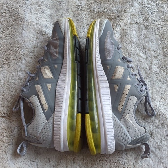 Nike Air Max Genome Mens Sneakers Gray Fog High Voltage Size 8.5 Athletic Shoes