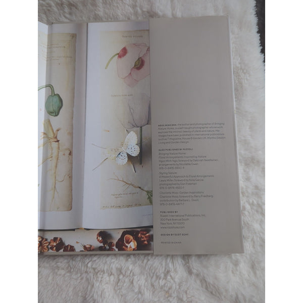 In Bloom: Creating and Living With Flowers By Ngoc Minh Ngo HC DJ Rizzoli 2016