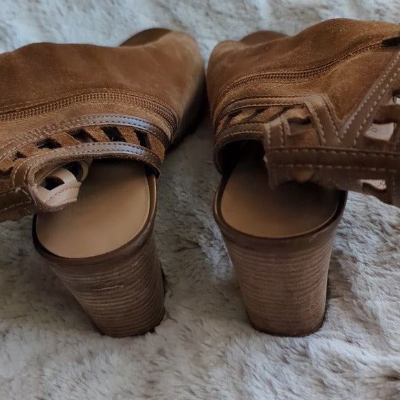 Franco Sarto Greenwich Tan Suede Cut Out Peep Toe Heeled Ankle Sandals Size 9.5