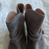 UGG Women's Kelby Low Heeled Boot Leather Bootie Mouse Grey Brown Color Size 7
