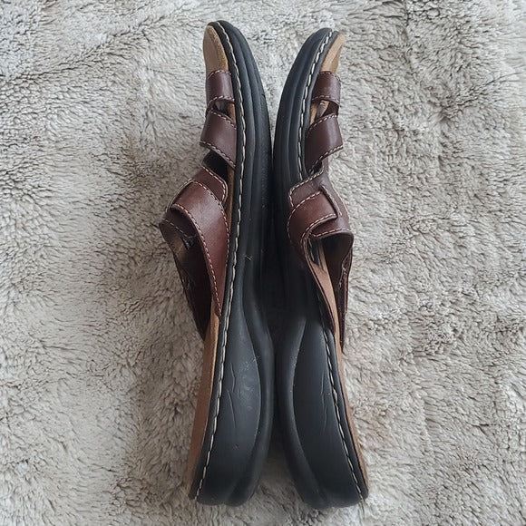 Clarks Dark Brown Leather Strapey Flat Slip On Sandals Size 10M