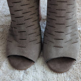 1. State Shiya Grey Eyelet Cut Peep Toe Heeled Bootie Boot Shoe Size 8.5 NWT