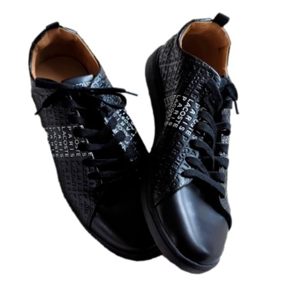 LACOSTE Men's Carnaby Evo Leather Type Print Sneakers Black White Size 10 NWOT