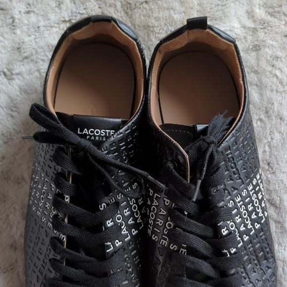 LACOSTE Men's Carnaby Evo Leather Type Print Sneakers Black White Size 10 NWOT