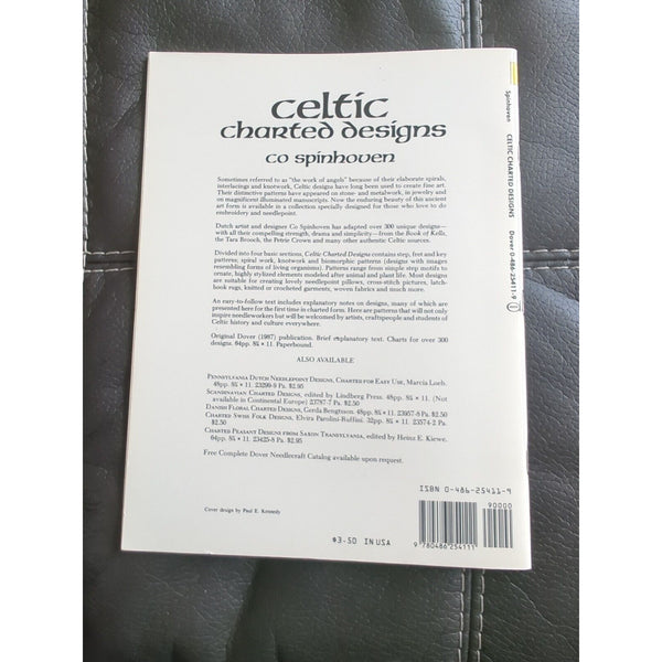 Celtic Charted Designs (Dover Needlework, Paperback) Co Spinhoven 1987 Stitching