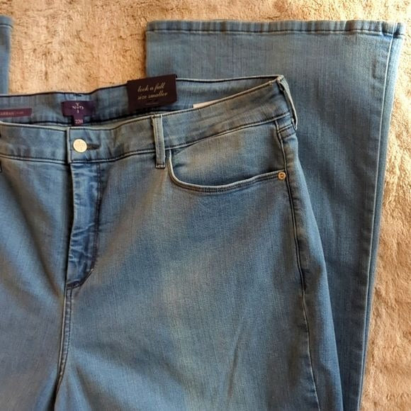 NYDJ Lighter Wash High Rise Farrah Flare Blue Jeans Size 22W