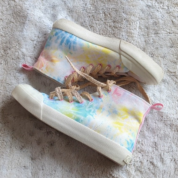 DOLCE VITA Women's Bryton Tie-Dye High Top Fashion Sneakers Size 7.5