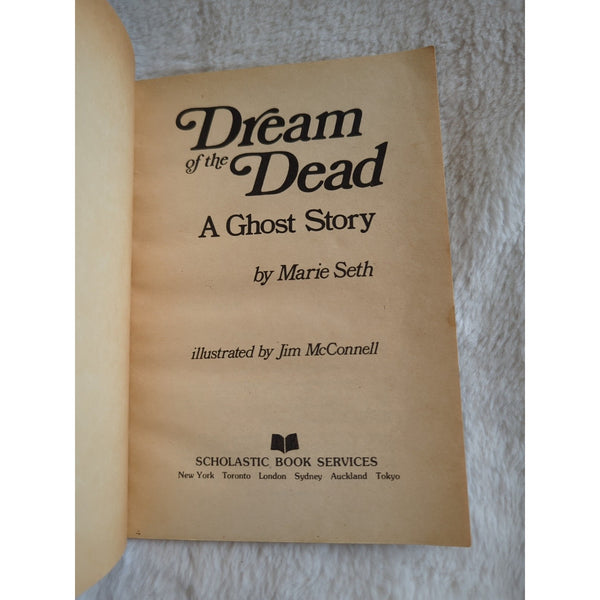 Dream of the Dead: A Ghost Story by Marie Seth Vintage SC PB 1977 TX 4542