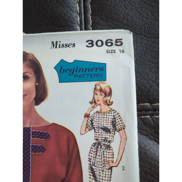 Advance 3065 sewing pattern womens dress size 16 bust 36 vintage Uncut Beginners