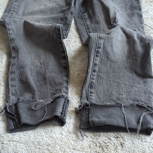 Madewell Grey Distressed High Rise The Perfect Vintage Jean Size 28