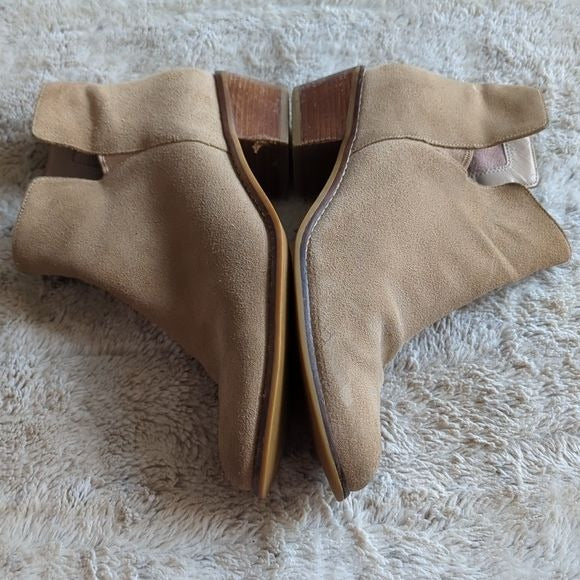 Cole Haan Beige Tan Abbot Bootie Ankle Boot Slip On Leather Suede Shoe Size 8.5