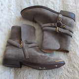 UGG Women's Kelby Low Heeled Boot Leather Bootie Mouse Grey Brown Color Size 7