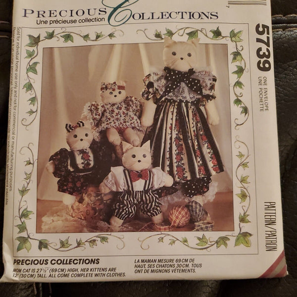 5739 UNCUT McCall SEWING Pattern Family of Cats Doll Package 27 1/2" 12" Clothes