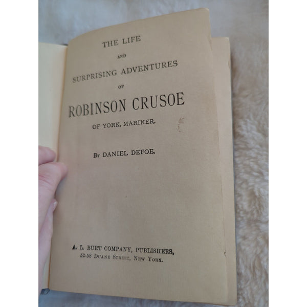 The Life & Surprising Adventures of ROBINSON CRUSOE Defoe Illustrated HC Vtg