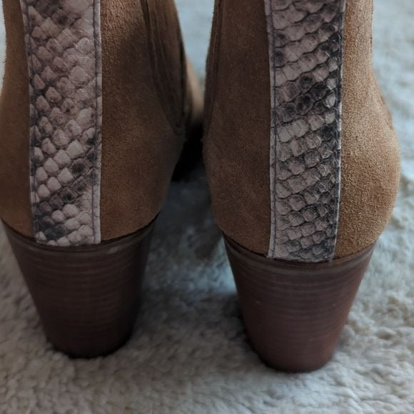 DOLCE VITA Stacie Heeled BOOTS Booties CHESTNUT SUEDE Tan Size 7 Leather