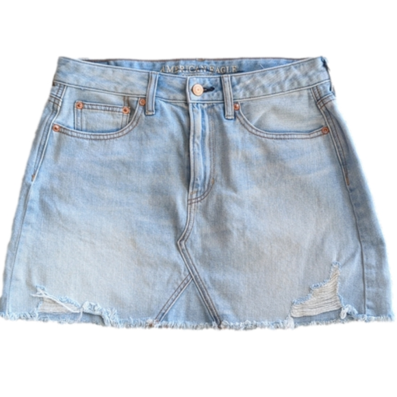 American Eagle Distressed Lighter Wash Mini Jean Skirt Size 6