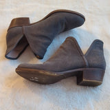 Lucky Brand Women's Size 7 M Bashina 2 Snakeskin Print Gray Leather Ankle Boots