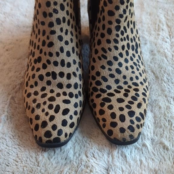 Anne Klein Leopard Print Prescott Ankle Bootie Calf Hair Block Heel Size 8.5