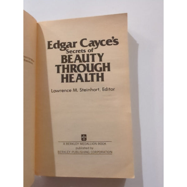 Edgar Cayce's Secrets of Beauty Through Health Paperback 1976 Vintage Rare