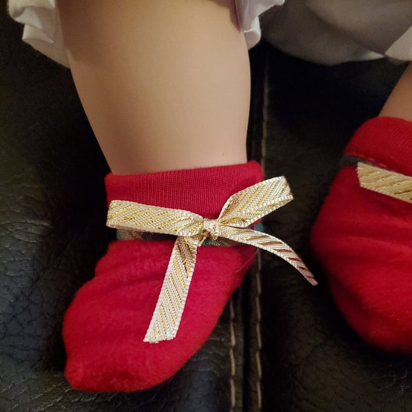Cathay Collection Vintage Gabriela Porcelain Baby Doll 1 of 5000 Christmas Theme