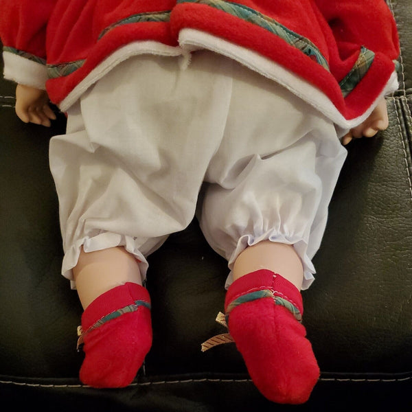 Cathay Collection Vintage Gabriela Porcelain Baby Doll 1 of 5000 Christmas Theme