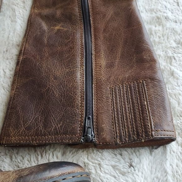 Born Thick Distressed Leather Knee High Riding Boots Calf Stretchers Size 7 / 38