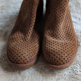 Sofft Brooklee Perforated Light Brown Suede Leather Ankle Booties Size 6.5
