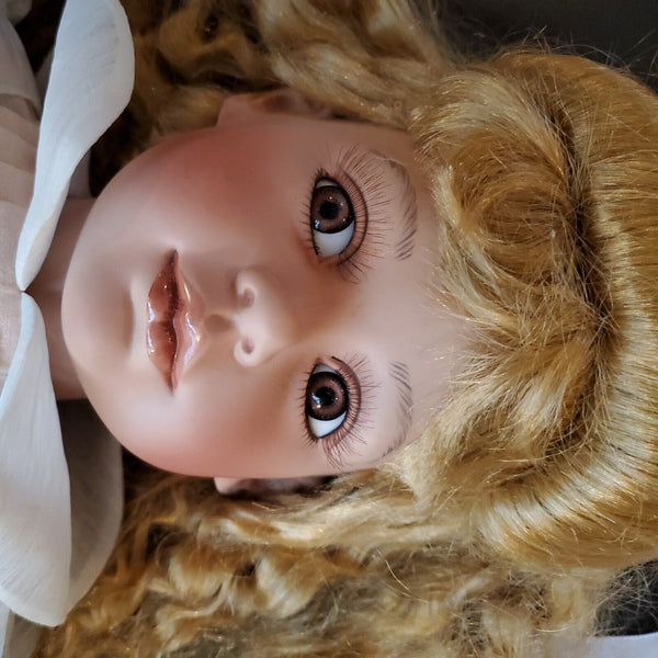 Limited Edition Collectible 28" Debutante Porcelain Tiffany Doll ArtMark Blonde