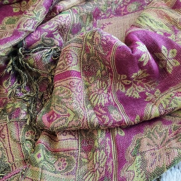 Pashmina Silk Schawl Scarf Wrap Floral and Paisley Design w Tassels Pink Gold