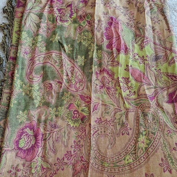 Pashmina Silk Schawl Scarf Wrap Floral and Paisley Design w Tassels Pink Gold