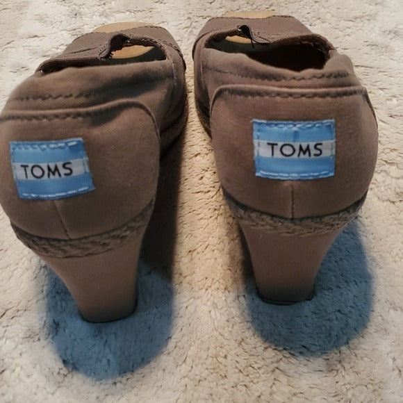 Toms Light Brown Cavas Peep Toe Odenton Wedge Sandals Size 7