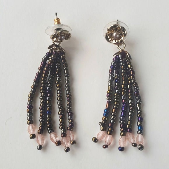 Vintage Boutique Gold Tone and Irredescent Dangle Beads