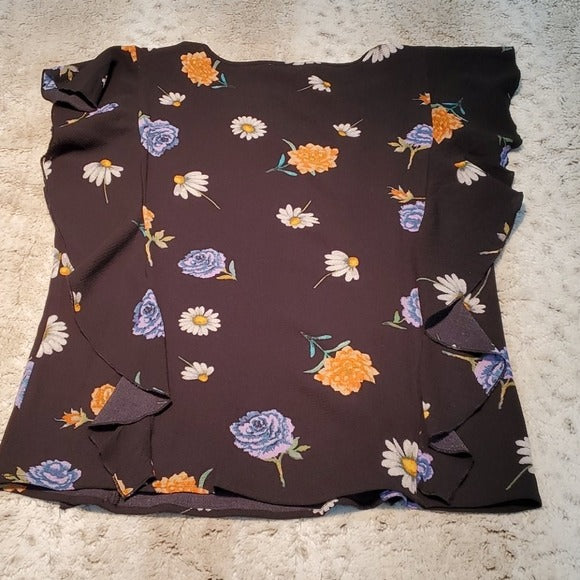 NWT Sioni Black Floral Sleeveless w Side Ruffle Blouse