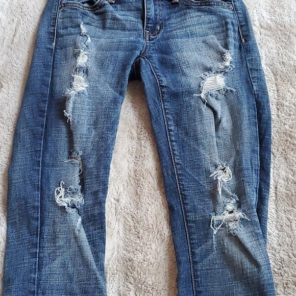 American Eagle Distressed Lower Rise Super Stretch Blue Jean Jegging Size 2