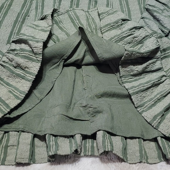 NWT Paper Heart Green Khaki Short Straw Dress Ruffle Skirt VNeck Bodice Size 10