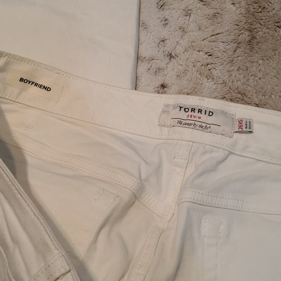 NWT Torrid White Distressed Boyfriend Jeans Size 26XS