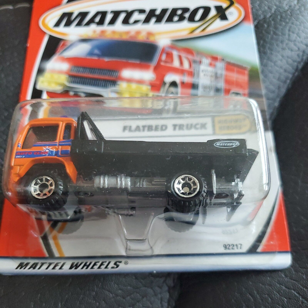 Vintage 2000 MATCHBOX FLATBED TRUCK Highway Heroes #14 of 75 Number 92217