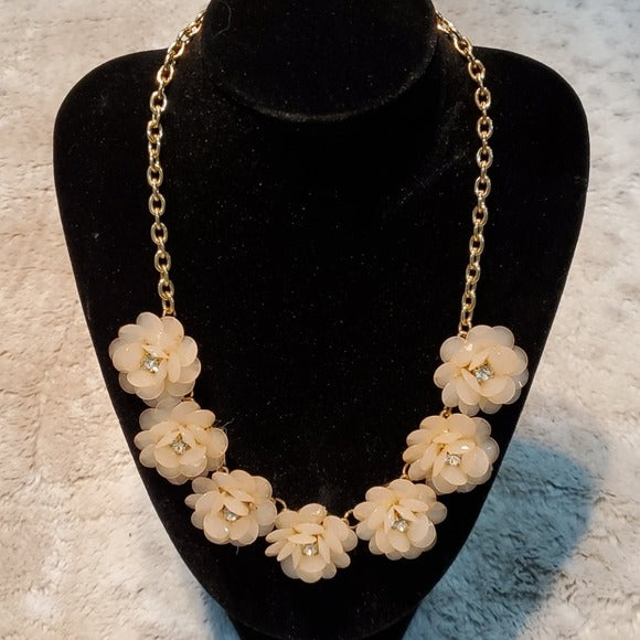 Boutique Peach Flower Adjustable Fashion Necklace