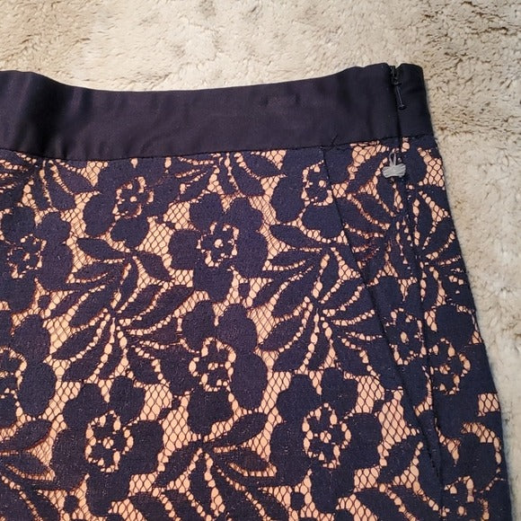 NWT French Connection Navy Pink Poppy Lace Mini Shorts Size 6