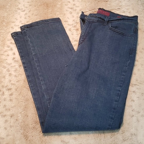 NWT Gloria Vanderbilt Amanda Tapered Leg Classic Jean