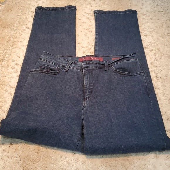 NWT Gloria Vanderbilt Amanda Tapered Leg Classic Jean