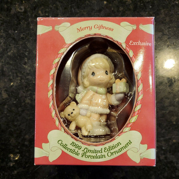 1999 Precious Moments Ornament | Merry Giftness 532223