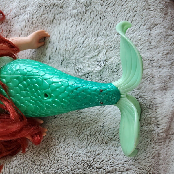 Disney Talking Light Up Little Mermaid Ariel 14" Doll Toy New Batteries Needed